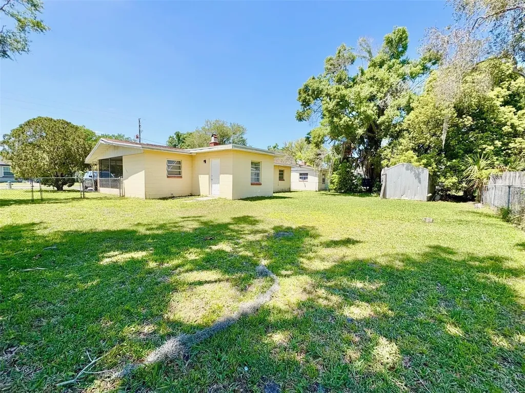 1203 N Lavon Avenue Kissimmee FL 34741