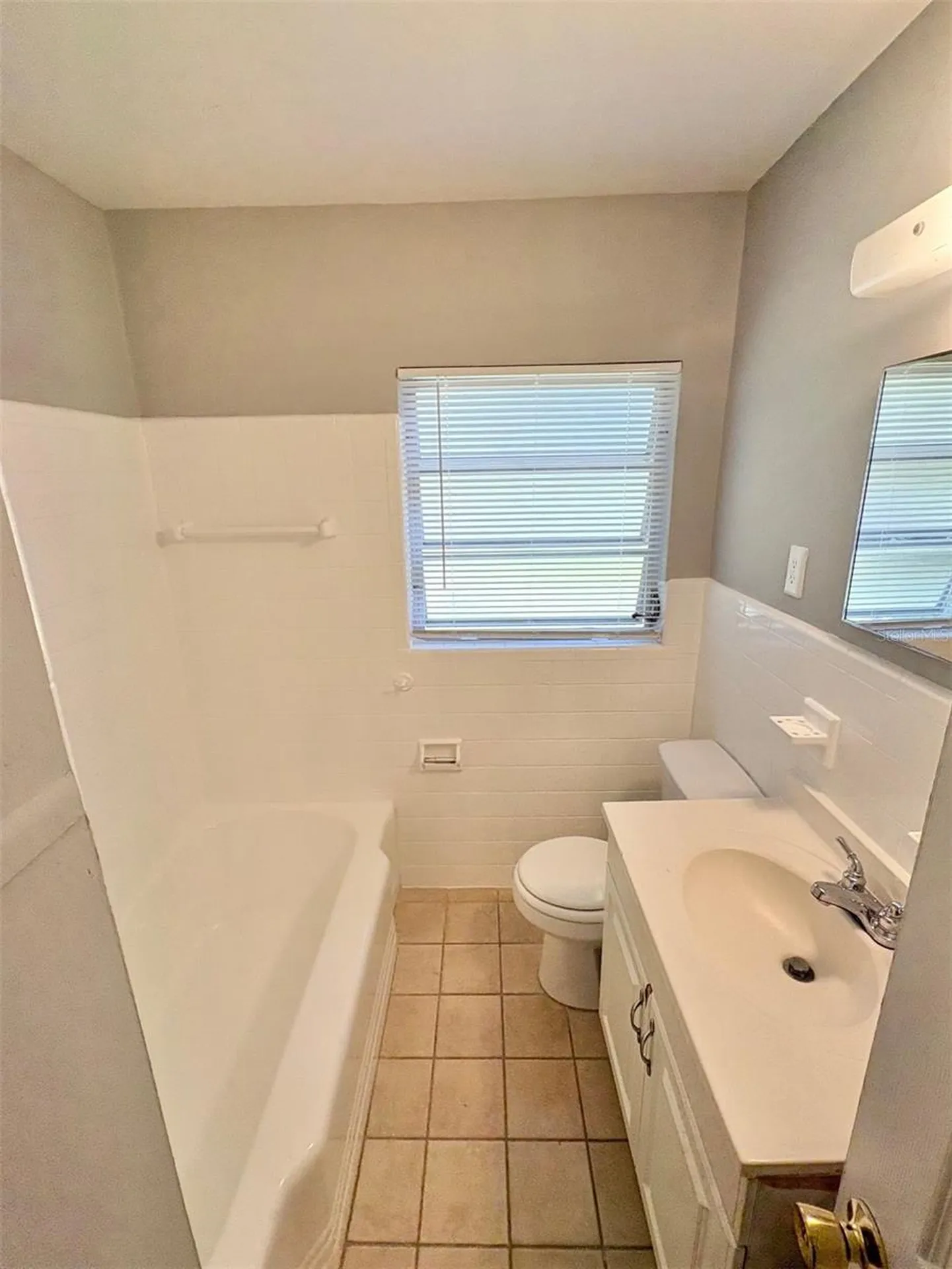 1203 N Lavon Avenue Kissimmee FL 34741