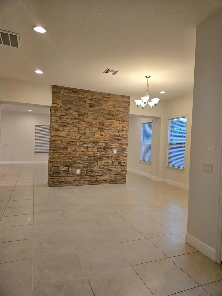 9240 Woodcrane Drive Winter Garden FL 34787