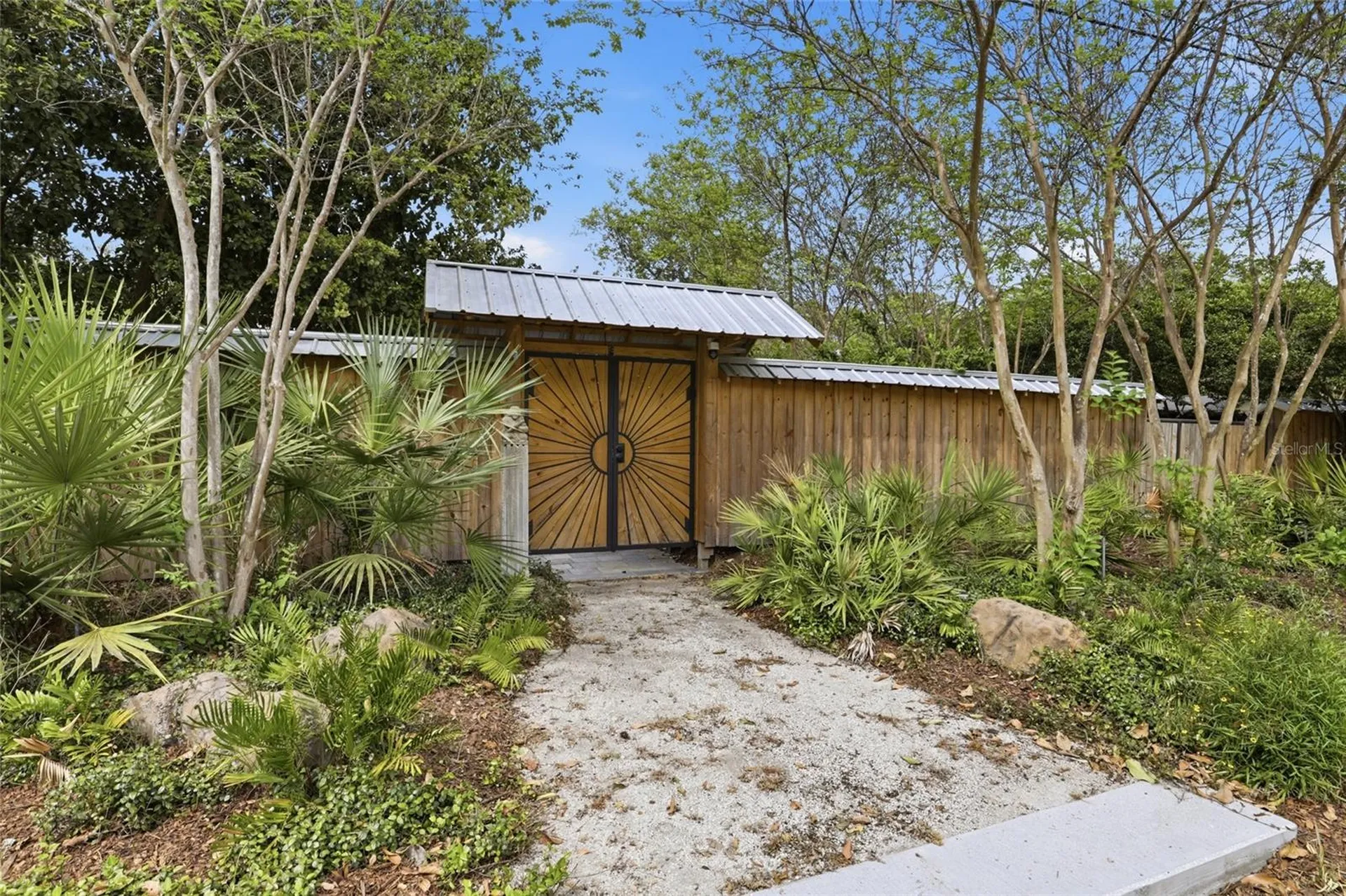 Gainesville FL, 1716 NW 12th Road