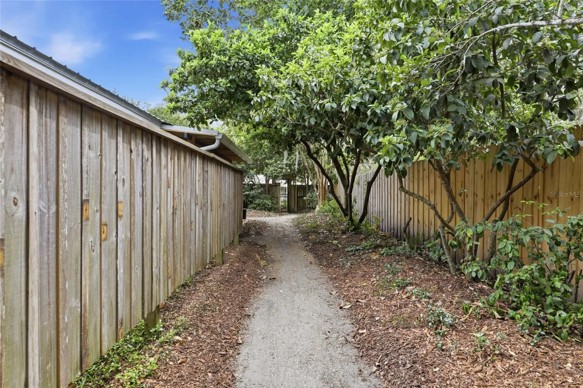 1716 NW 12th Road Gainesville FL 32605