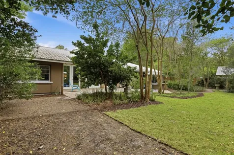1716 NW 12th Road Gainesville FL 32605