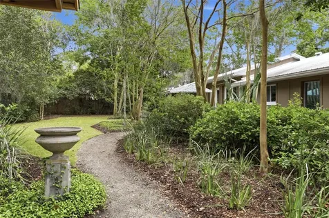 1716 NW 12th Road Gainesville FL 32605