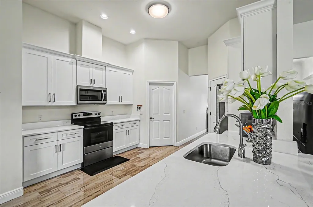 1517 Clapton Drive Deland FL 32720
