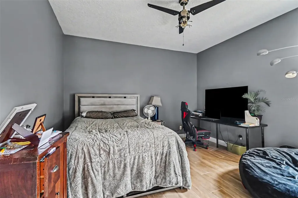 1517 Clapton Drive Deland FL 32720
