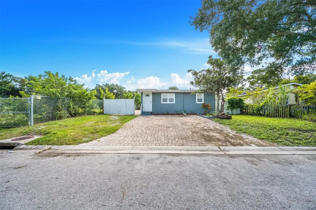 1601 Palm Way Largo FL 33771
