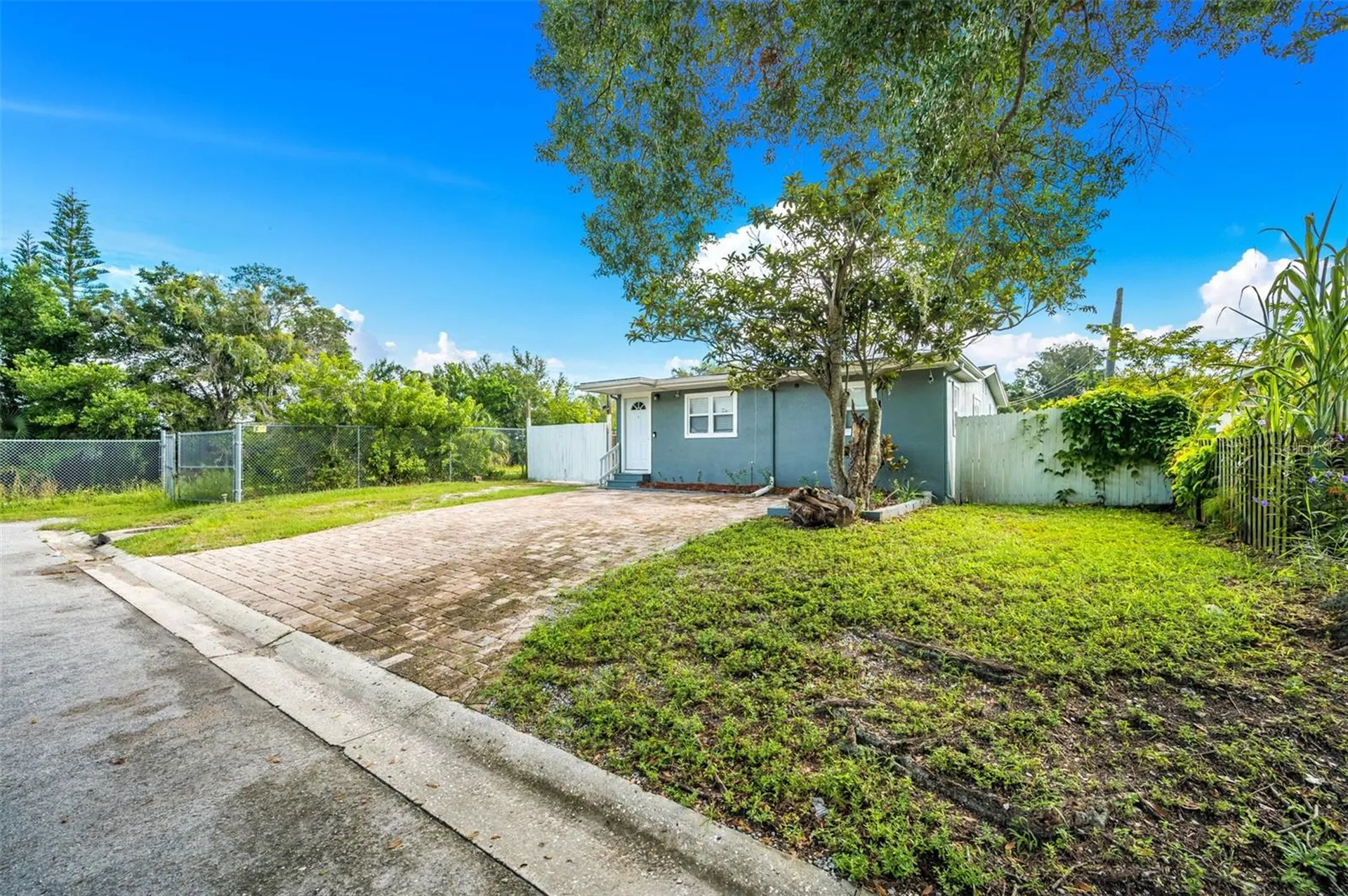 1601 Palm Way Largo FL 33771
