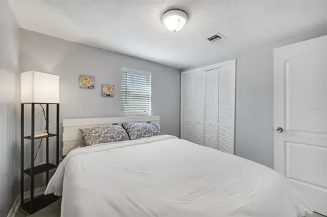 1601 Palm Way Largo FL 33771