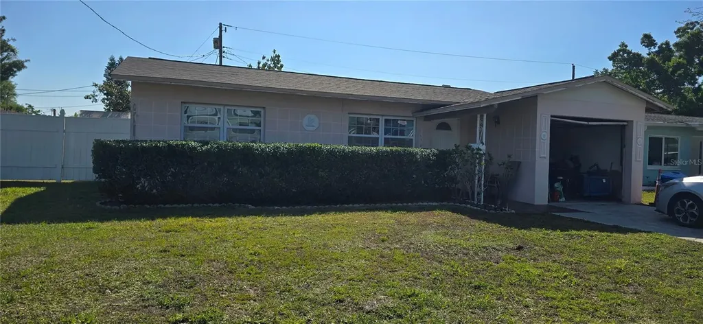 9483 55th Street N Pinellas Park FL 33782