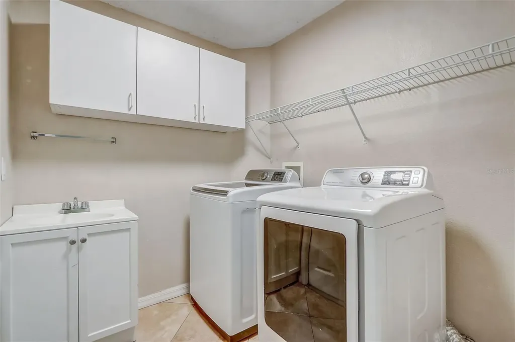 14124 Yellow Wood Circle Orlando FL 32828