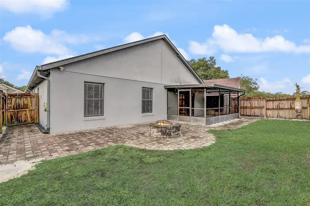 14124 Yellow Wood Circle Orlando FL 32828