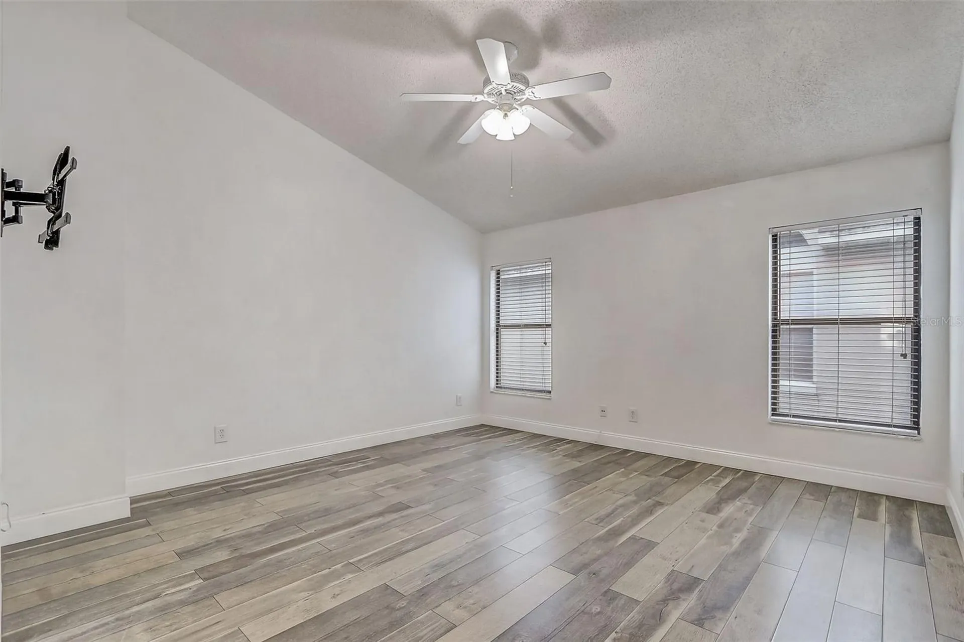 14124 Yellow Wood Circle Orlando FL 32828