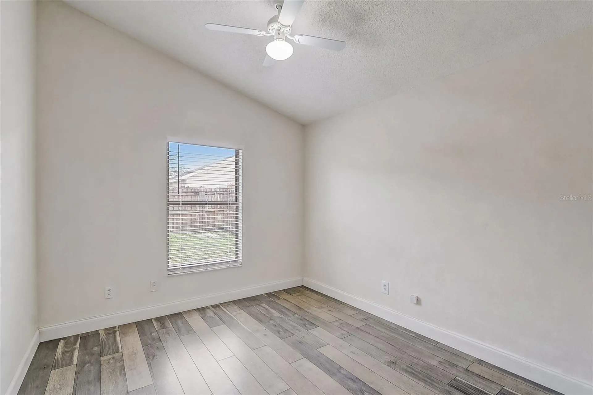 14124 Yellow Wood Circle Orlando FL 32828