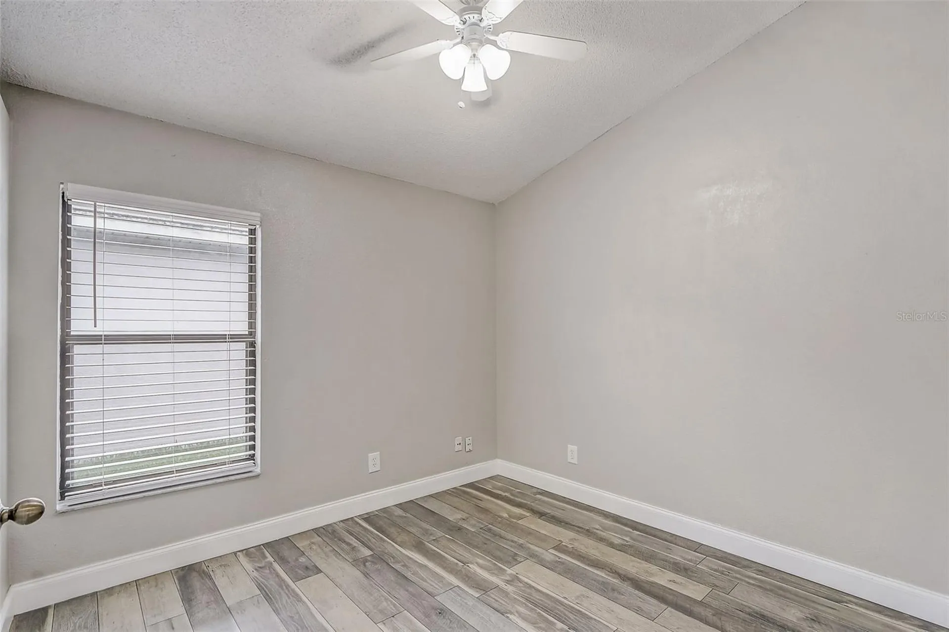 14124 Yellow Wood Circle Orlando FL 32828