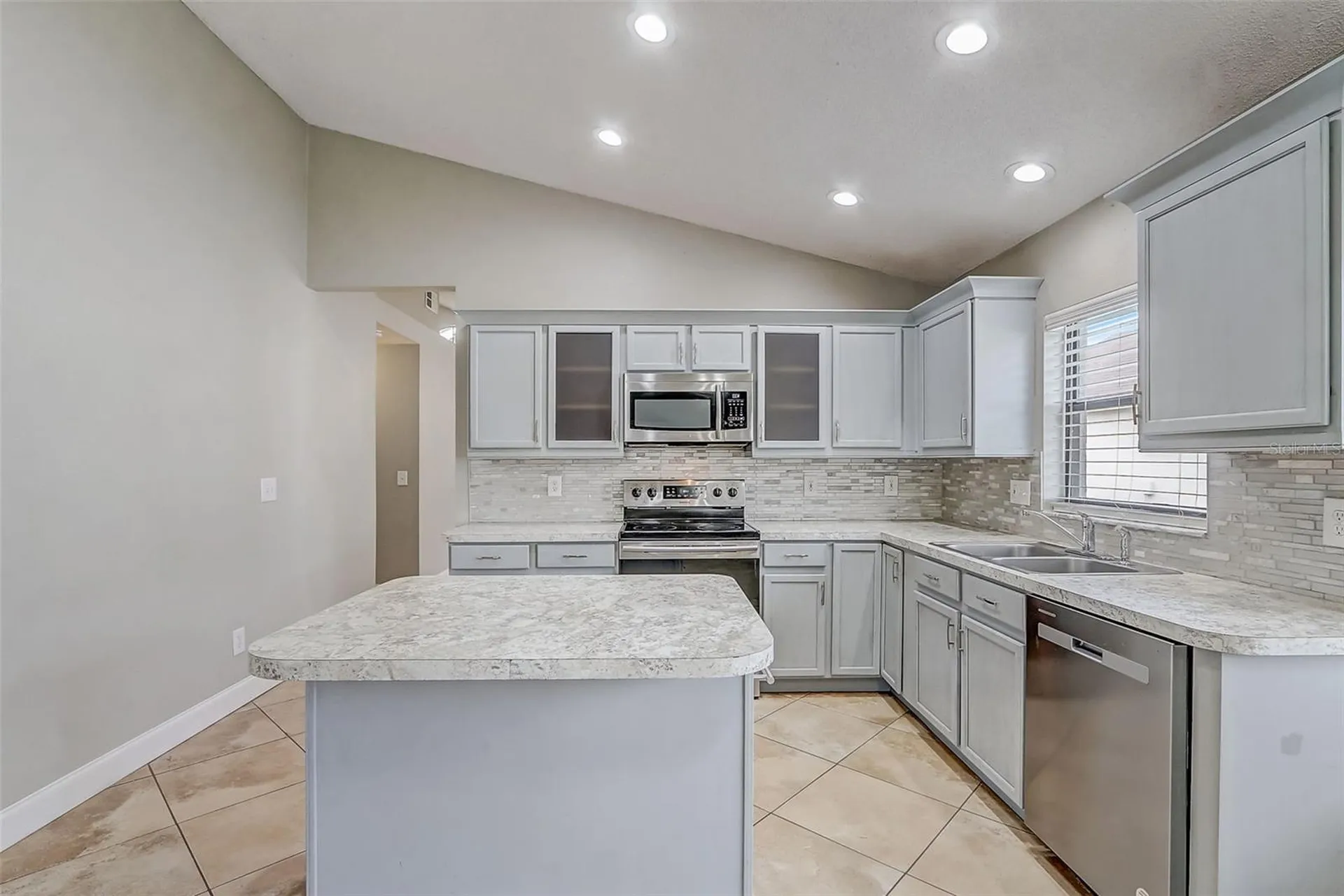 14124 Yellow Wood Circle Orlando FL 32828