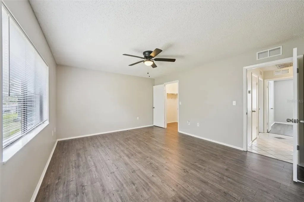 105 Lotus Circle Safety Harbor FL 34695