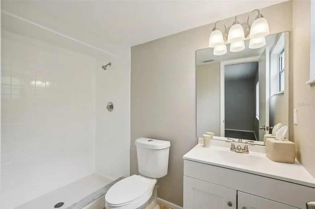 105 Lotus Circle Safety Harbor FL 34695