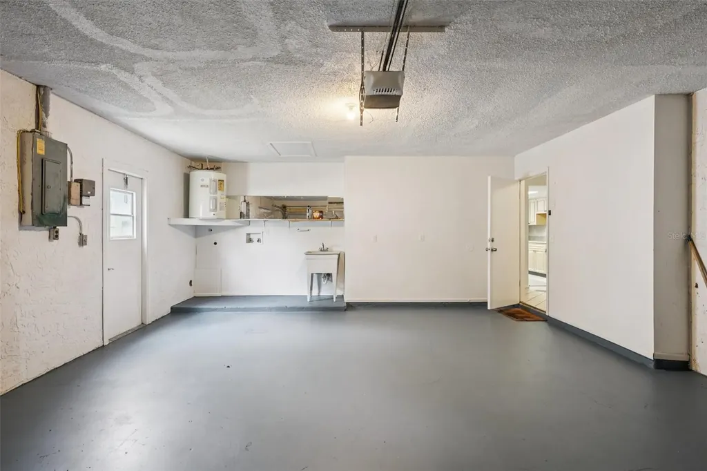 105 Lotus Circle Safety Harbor FL 34695