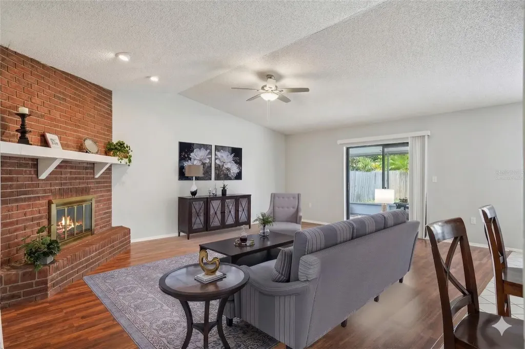 105 Lotus Circle Safety Harbor FL 34695