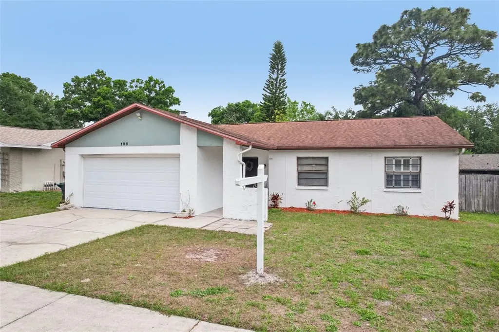 105 Lotus Circle Safety Harbor FL 34695
