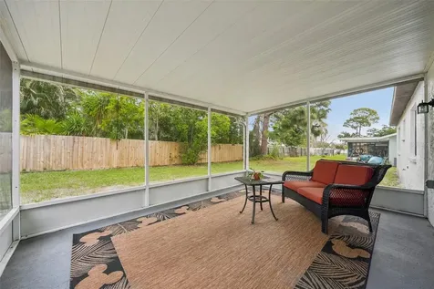 105 Lotus Circle Safety Harbor FL 34695
