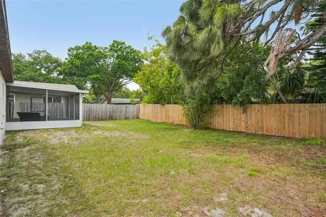 105 Lotus Circle Safety Harbor FL 34695