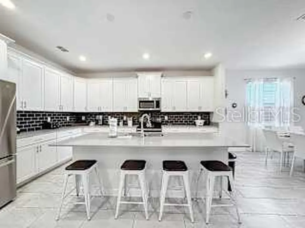 1589 Flange Drive Davenport FL 33896