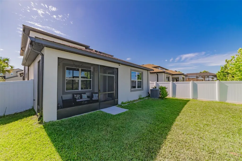 5820 Timberdale Avenue Wesley Chapel FL 33545