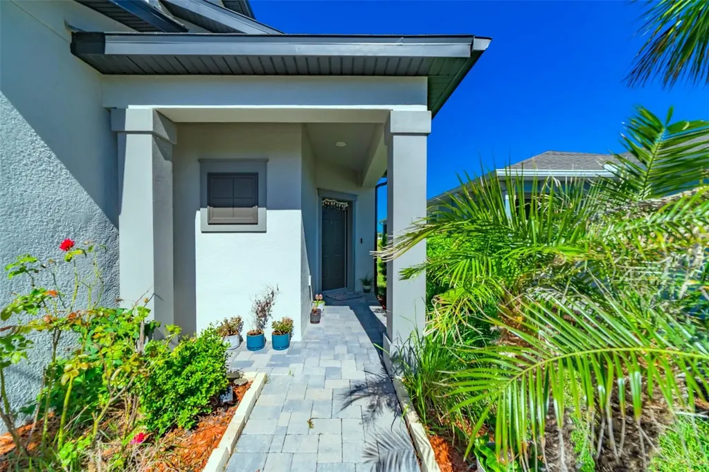 5820 Timberdale Avenue Wesley Chapel FL 33545