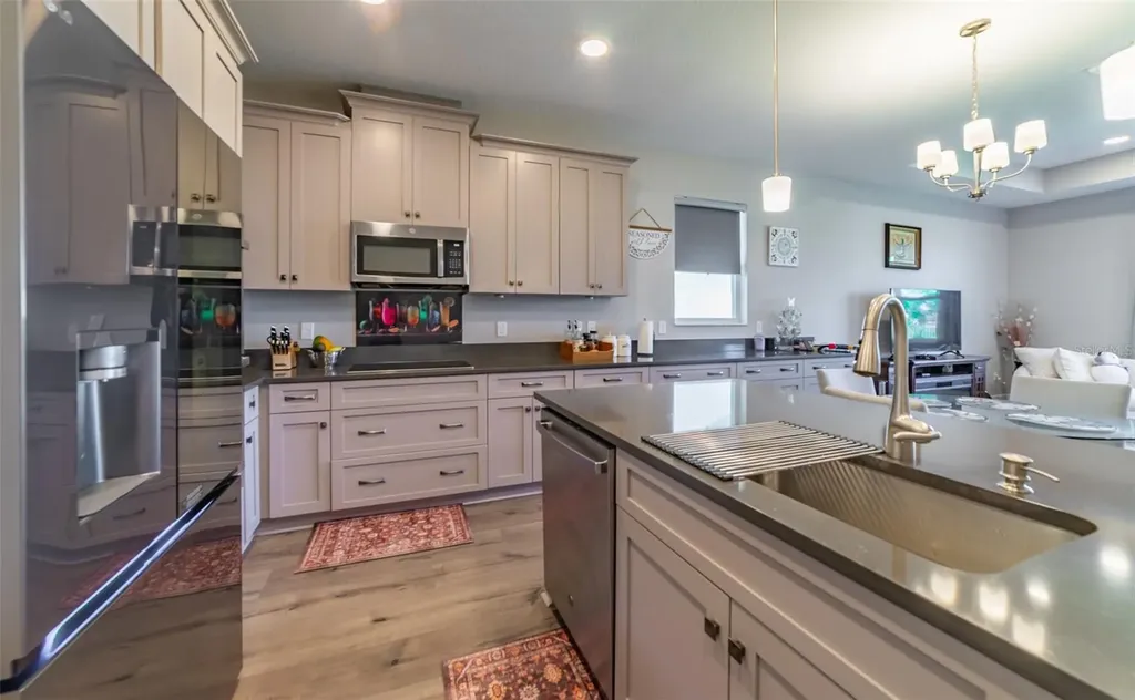 5820 Timberdale Avenue Wesley Chapel FL 33545