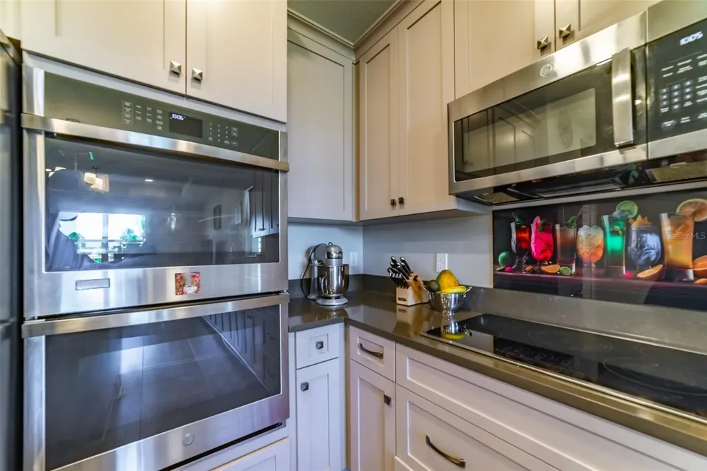 5820 Timberdale Avenue Wesley Chapel FL 33545