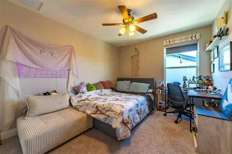 5820 Timberdale Avenue Wesley Chapel FL 33545
