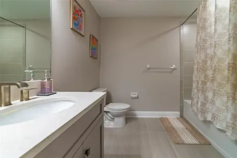 5820 Timberdale Avenue Wesley Chapel FL 33545