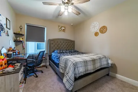 5820 Timberdale Avenue Wesley Chapel FL 33545