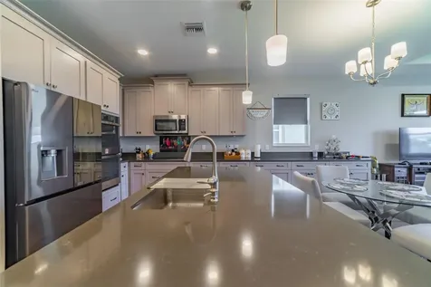 5820 Timberdale Avenue Wesley Chapel FL 33545