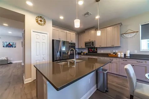 5820 Timberdale Avenue Wesley Chapel FL 33545