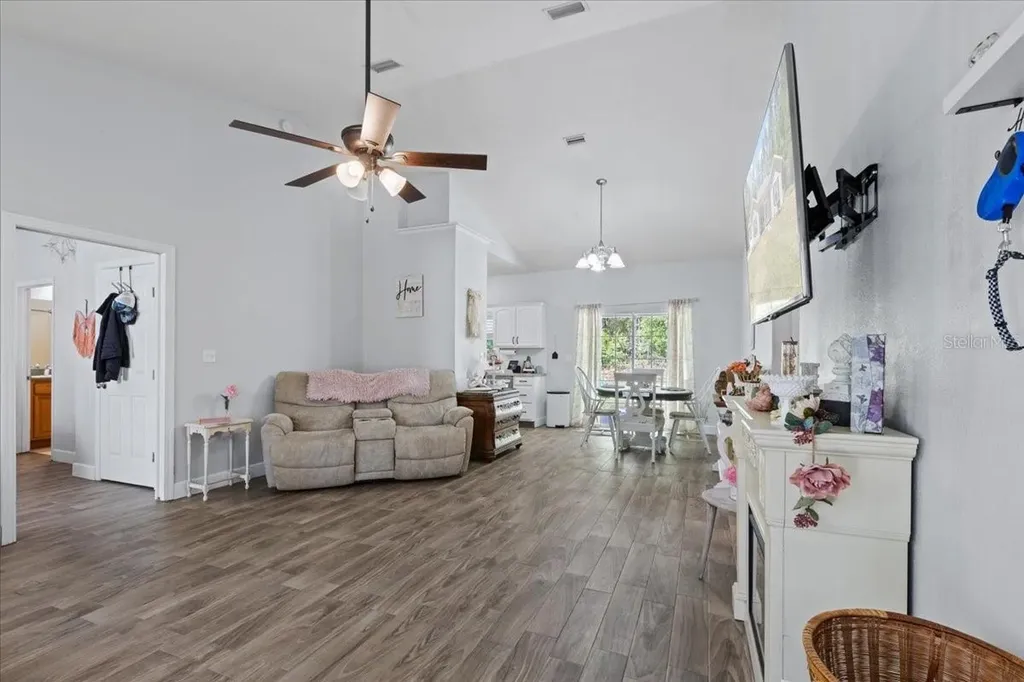 700 SW 105th Street Trenton FL 32693