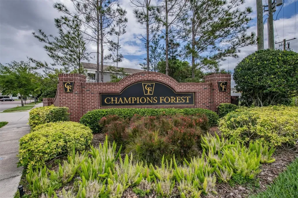 8115 Champions Forest Way Tampa FL 33635
