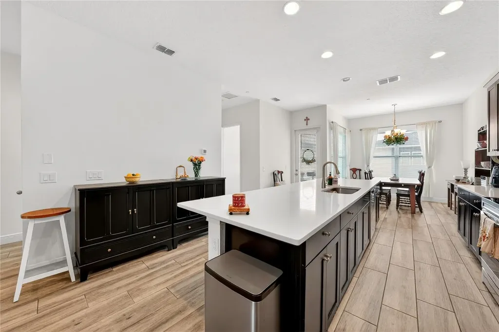 8412 Karrer Terrace Orlando FL 32827