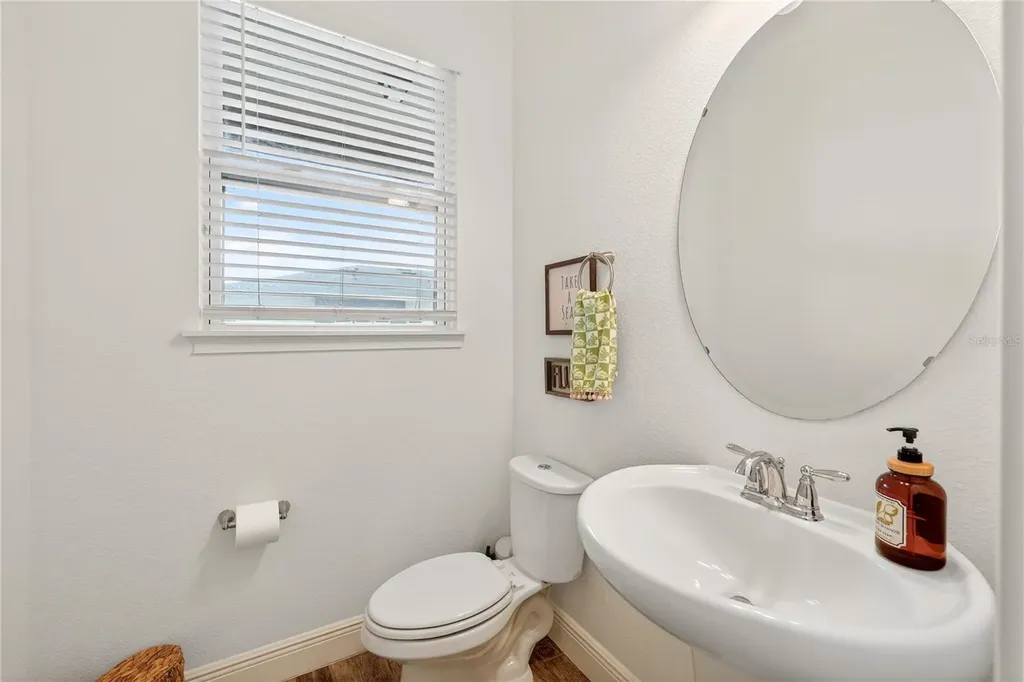 8412 Karrer Terrace Orlando FL 32827
