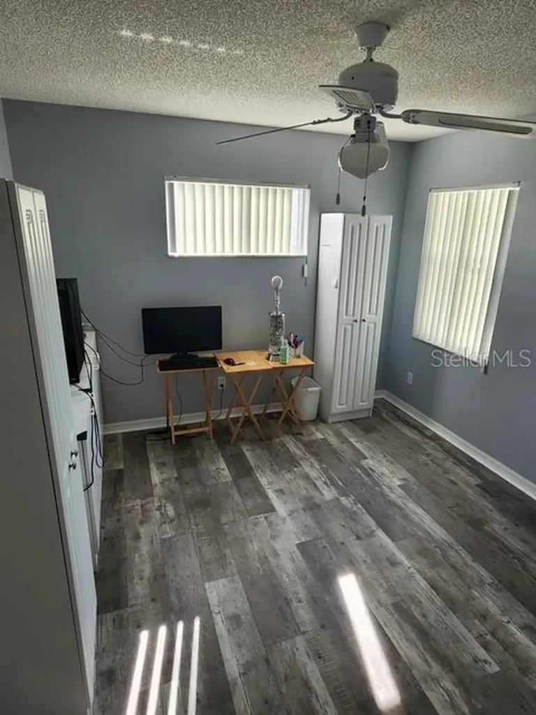 6348 Highland Lakes Boulevard Leesburg FL 34748