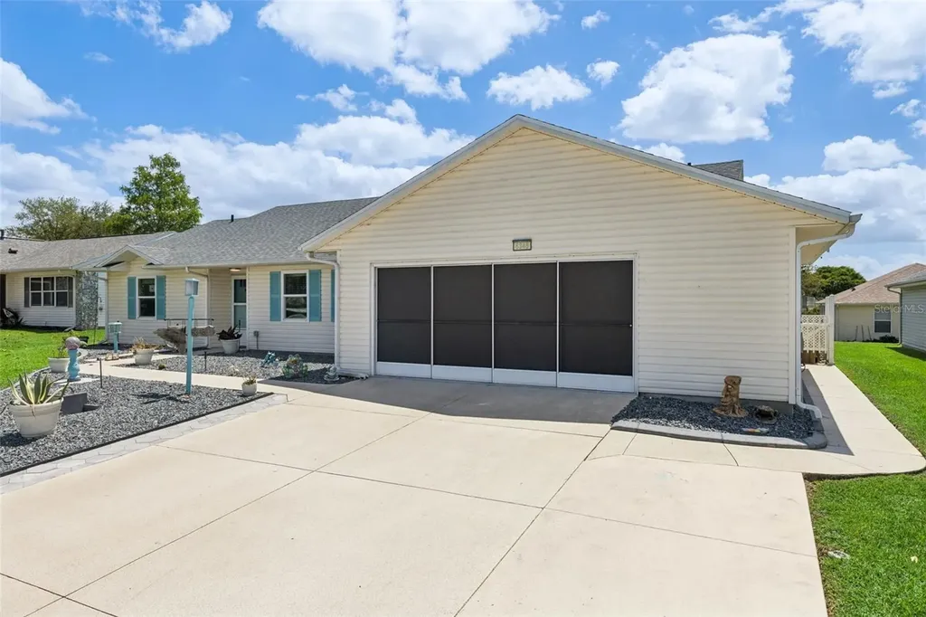 6348 Highland Lakes Boulevard Leesburg FL 34748