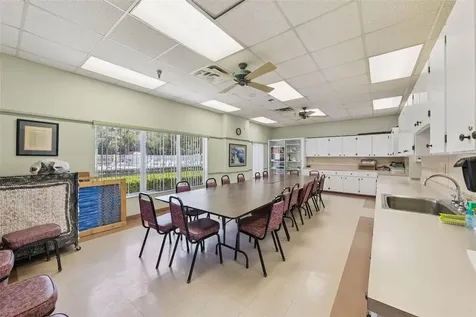 6348 Highland Lakes Boulevard Leesburg FL 34748