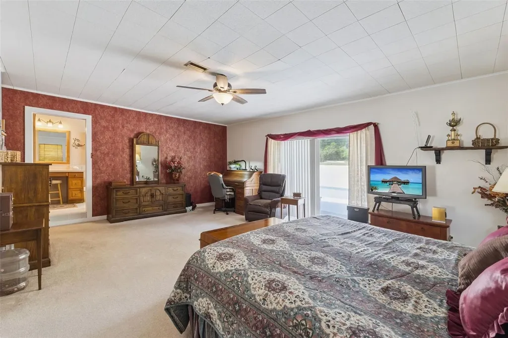 150 E State Road 46 Geneva FL 32732