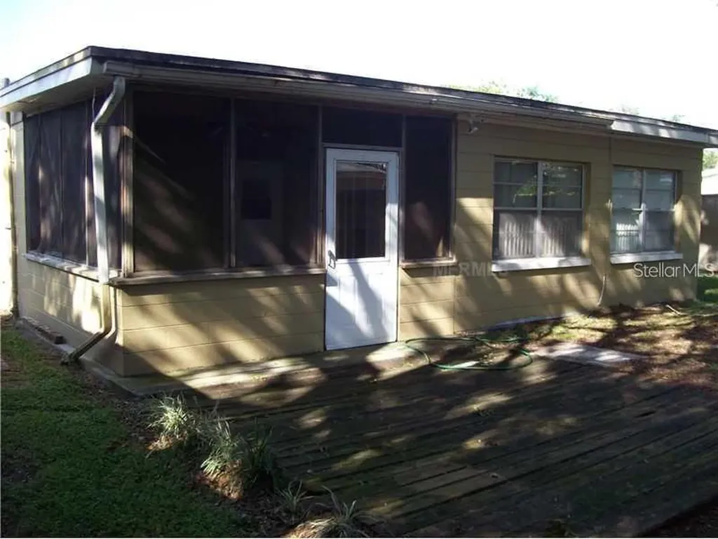 3208 W Pearl Avenue Tampa FL 33611