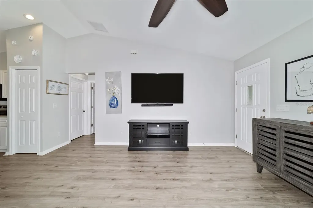 5673 NW 57th Place Ocala FL 34482