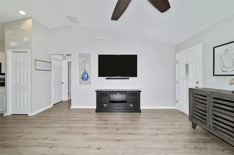 5673 NW 57th Place Ocala FL 34482