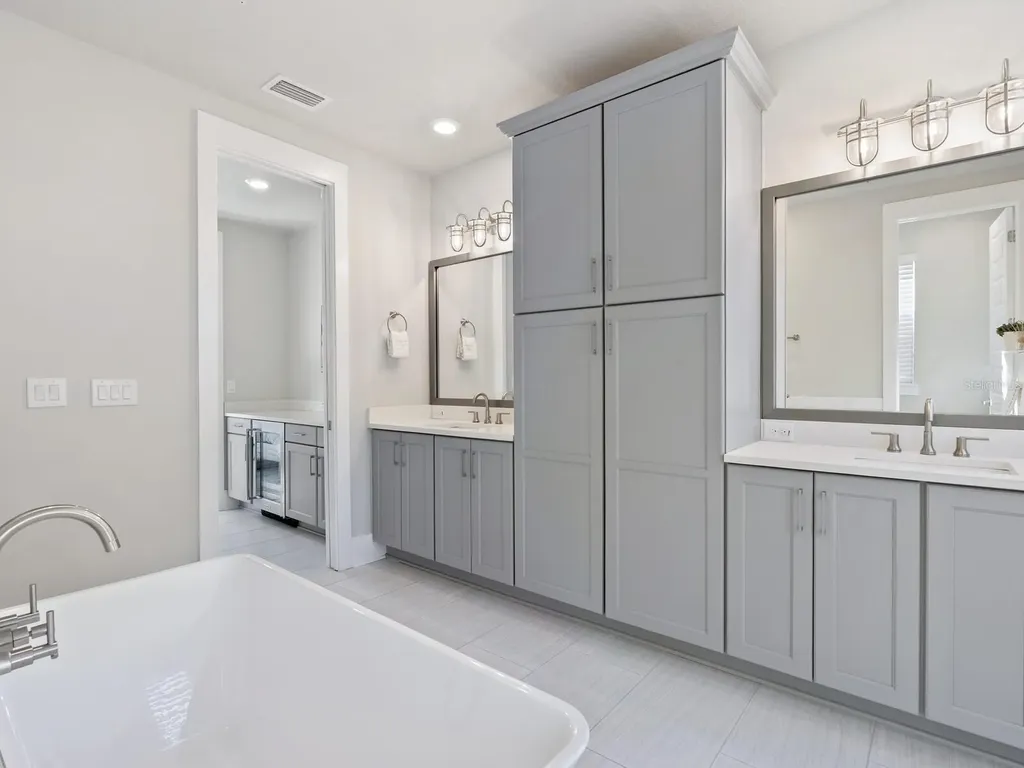 508 Laurel Park Drive Sarasota FL 34236