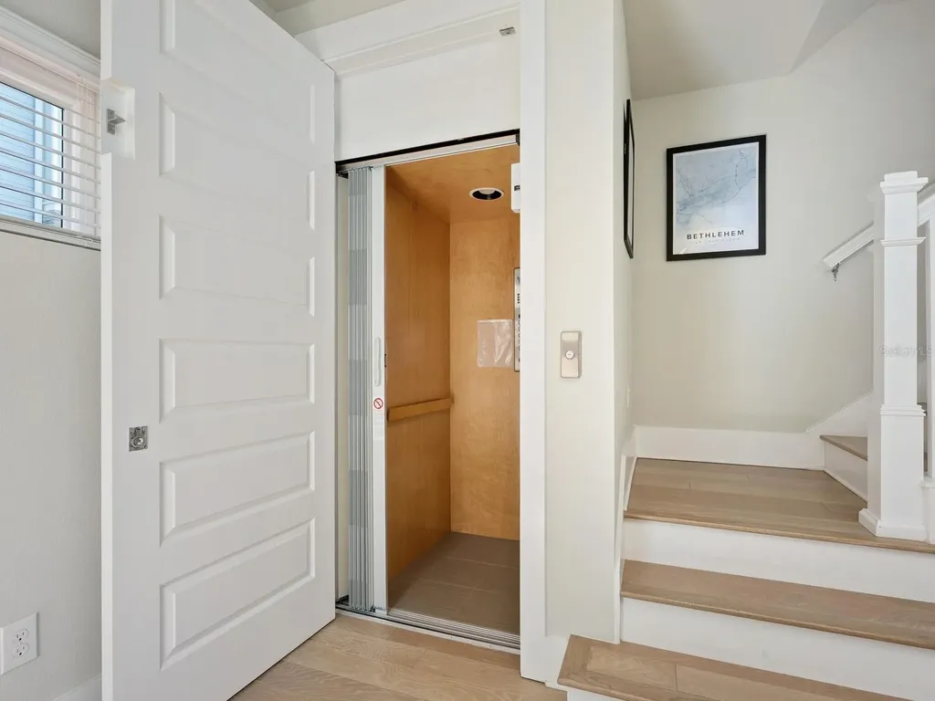 508 Laurel Park Drive Sarasota FL 34236