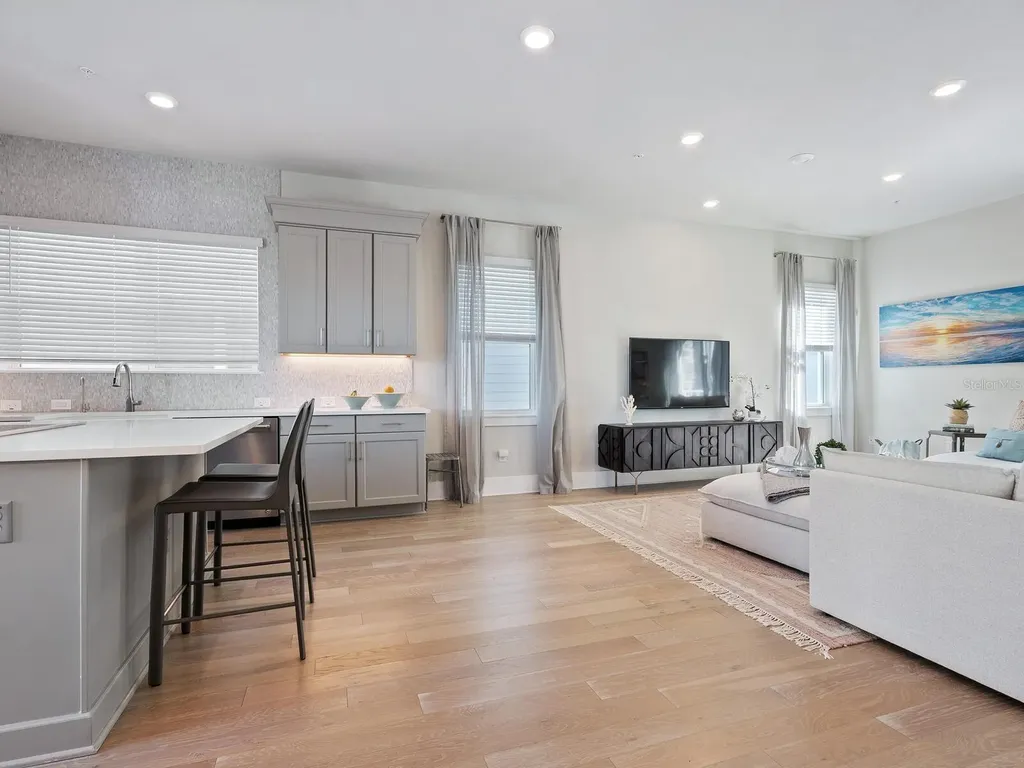 508 Laurel Park Drive Sarasota FL 34236